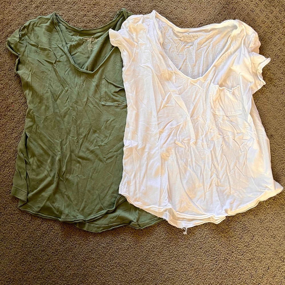 American Eagle distressed t shirts